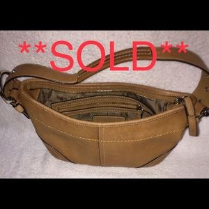 💕COACH 💕GENUINE LEATHER 🌟SOHO Shoulder bag🌟💕